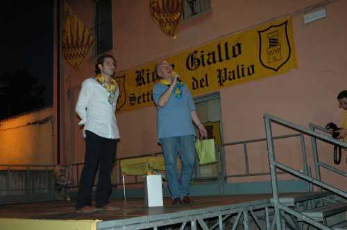 tn_rione giallo cena 22.6.08 (2).JPG